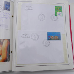 Collection timbres commémoratifs de France neufs et oblitérés.
