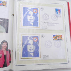 Collection timbres commémoratifs de France neufs et oblitérés.