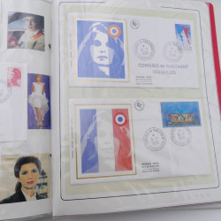Collection timbres commémoratifs de France neufs et oblitérés.