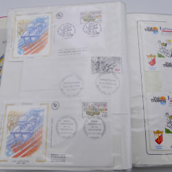 Collection timbres commémoratifs de France neufs et oblitérés.