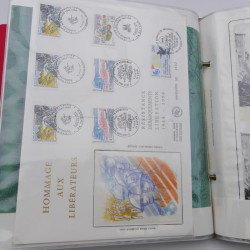 Collection timbres commémoratifs de France neufs et oblitérés.