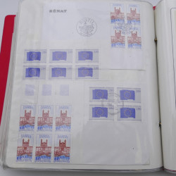 Collection timbres commémoratifs de France neufs et oblitérés.