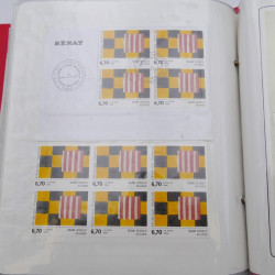 Collection timbres commémoratifs de France neufs et oblitérés.