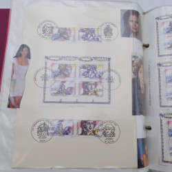Collection timbres commémoratifs de France neufs et oblitérés.
