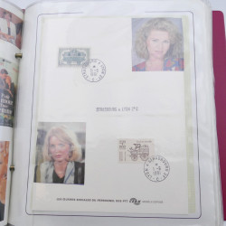 Collection timbres commémoratifs de France neufs et oblitérés.