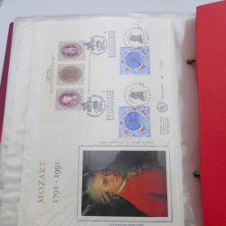 Collection timbres commémoratifs de France neufs et oblitérés.