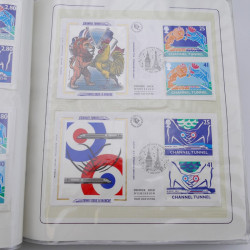 Collection timbres commémoratifs de France neufs et oblitérés.