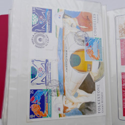 Collection timbres commémoratifs de France neufs et oblitérés.