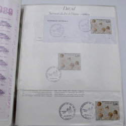 Collection timbres commémoratifs de France neufs et oblitérés.