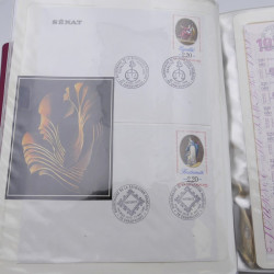 Collection timbres commémoratifs de France neufs et oblitérés.