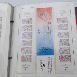 Collection timbres commémoratifs de France neufs et oblitérés.