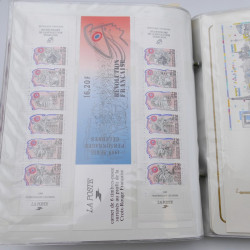 Collection timbres commémoratifs de France neufs et oblitérés.