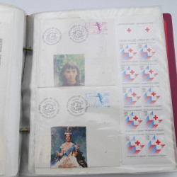Collection timbres commémoratifs de France neufs et oblitérés.