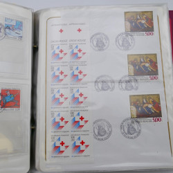 Collection timbres commémoratifs de France neufs et oblitérés.