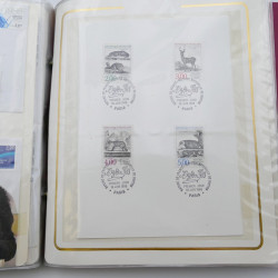 Collection timbres commémoratifs de France neufs et oblitérés.
