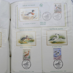 Collection timbres commémoratifs de France neufs et oblitérés.