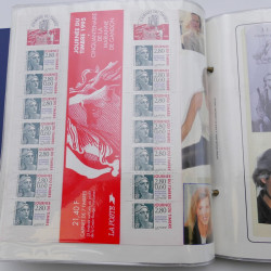 Collection timbres commémoratifs de France neufs et oblitérés.