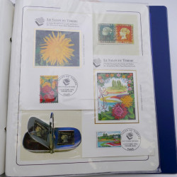 Collection timbres commémoratifs de France neufs et oblitérés.
