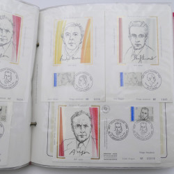 Collection timbres commémoratifs de France neufs et oblitérés.
