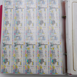 Collection timbres commémoratifs de France neufs et oblitérés.