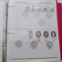 Collection timbres commémoratifs de France neufs et oblitérés.