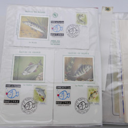 Collection timbres commémoratifs de France neufs et oblitérés.