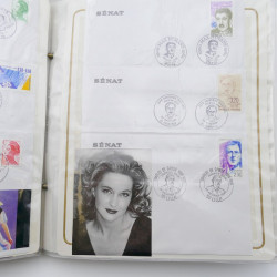Collection timbres commémoratifs de France neufs et oblitérés.