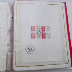 Collection timbres commémoratifs de France neufs et oblitérés.