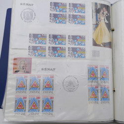 Collection timbres commémoratifs de France neufs et oblitérés.
