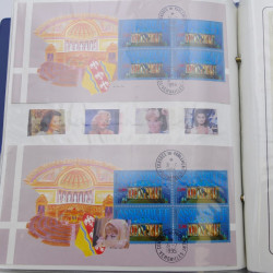Collection timbres commémoratifs de France neufs et oblitérés.