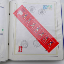 Collection timbres commémoratifs de France neufs et oblitérés.