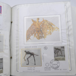 Collection timbres commémoratifs de France neufs et oblitérés.