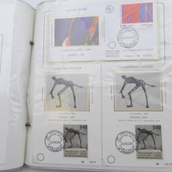 Collection timbres commémoratifs de France neufs et oblitérés.
