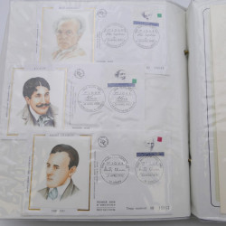 Collection timbres commémoratifs de France neufs et oblitérés.