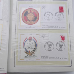 Collection timbres commémoratifs de France neufs et oblitérés.
