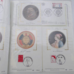 Collection timbres commémoratifs de France neufs et oblitérés.