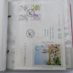 Collection timbres commémoratifs de France neufs et oblitérés.