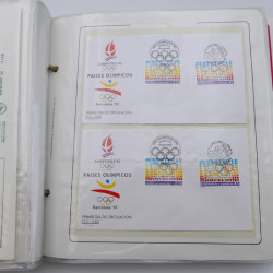 Collection timbres commémoratifs de France neufs et oblitérés.