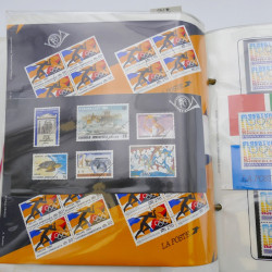 Collection timbres commémoratifs de France neufs et oblitérés.