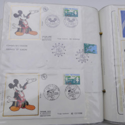 Collection timbres commémoratifs de France neufs et oblitérés.