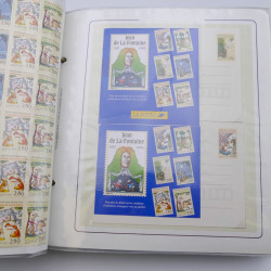 Collection timbres commémoratifs de France neufs et oblitérés.