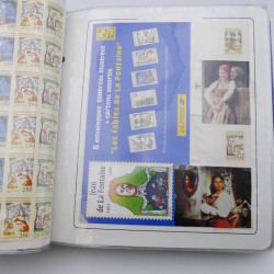 Collection timbres commémoratifs de France neufs et oblitérés.