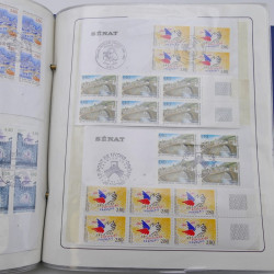 Collection timbres commémoratifs de France neufs et oblitérés.