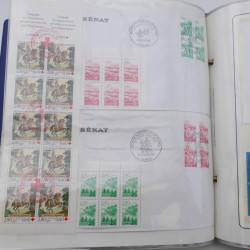 Collection timbres commémoratifs de France neufs et oblitérés.