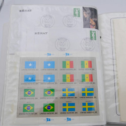 Collection timbres commémoratifs de France neufs et oblitérés.