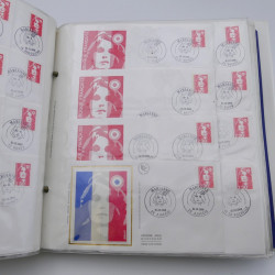 Collection timbres commémoratifs de France neufs et oblitérés.