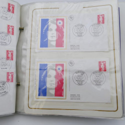 Collection timbres commémoratifs de France neufs et oblitérés.