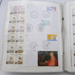 Collection timbres commémoratifs de France neufs et oblitérés.