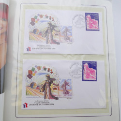 Collection timbres commémoratifs de France neufs et oblitérés.