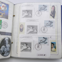 Collection timbres commémoratifs de France neufs et oblitérés.